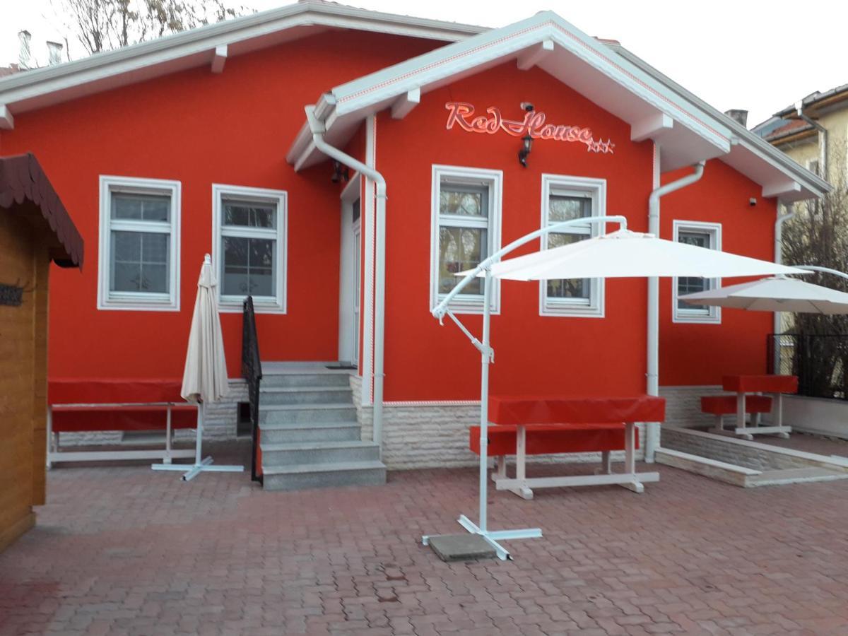 丘斯滕迪尔 Red House酒店 外观 照片